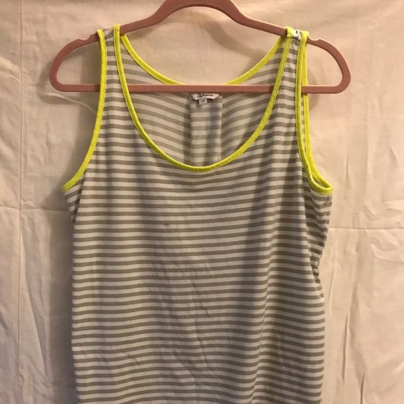 Reitmans Grey Stripped Tank Top Size Large - Picture 1 of 2